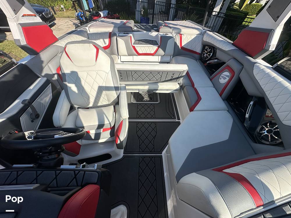 Slide: The Image of Tige RZX20 2019 - 15288569