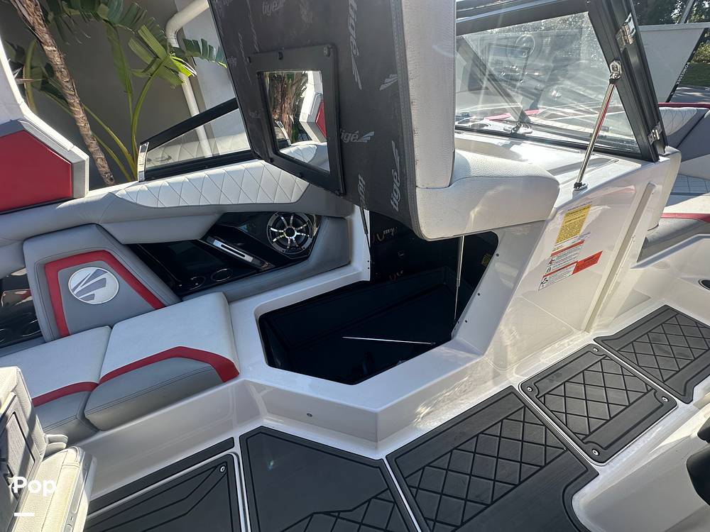 Slide: The Image of Tige RZX20 2019 - 15288573