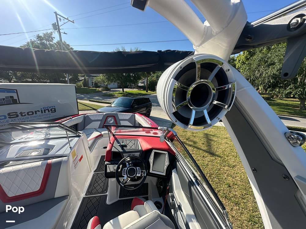 Slide: The Image of Tige RZX20 2019 - 15288577