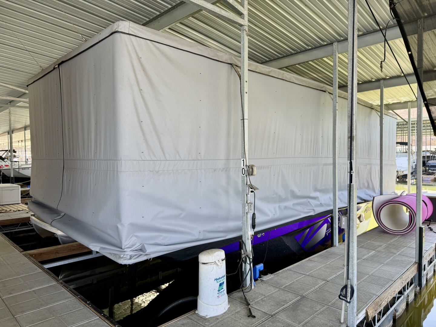 Slide: The Image of Tige RZX3 Wake & Surf Boat 2017 - 5323243