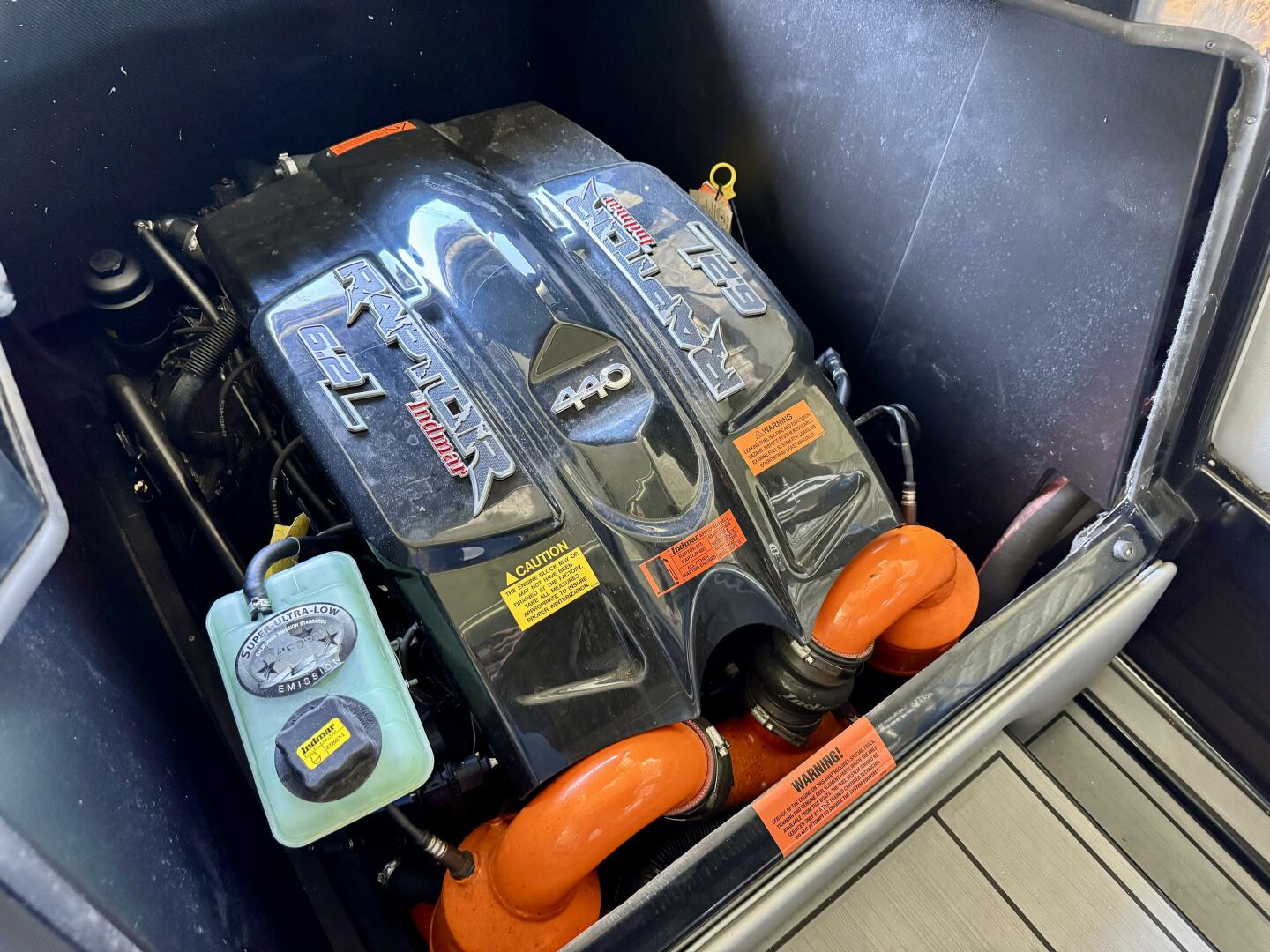 Slide: The Image of Tige RZX3 Wake & Surf Boat 2017 - 5323305