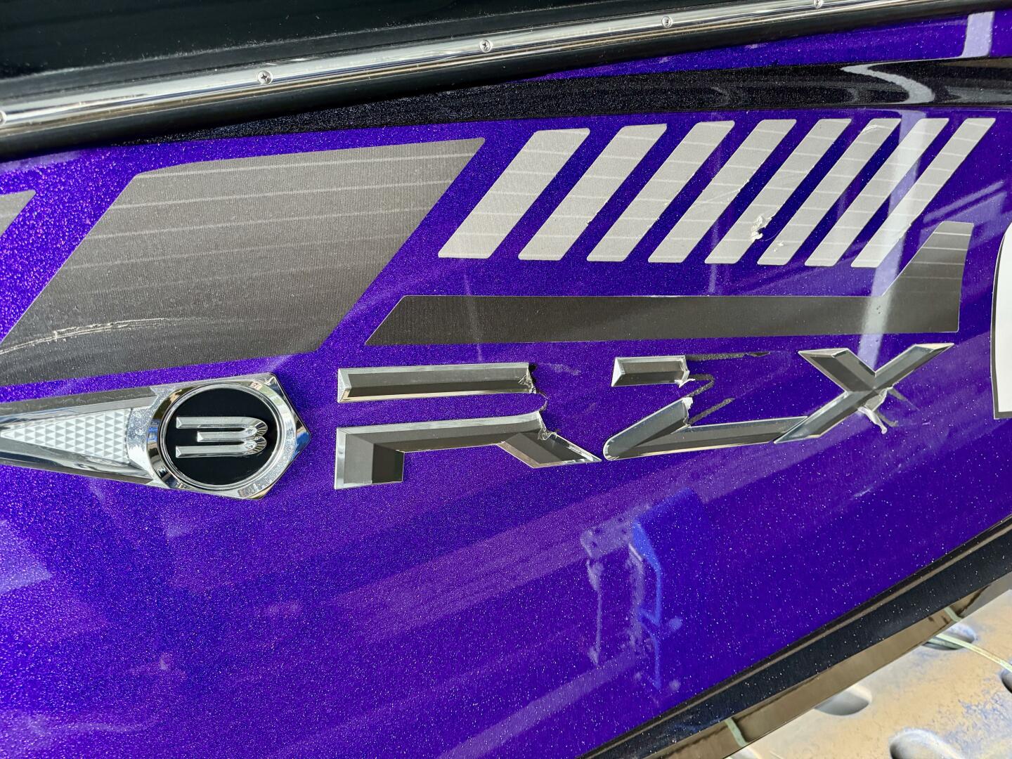 Slide: The Image of Tige RZX3 Wake & Surf Boat 2017 - 5323347