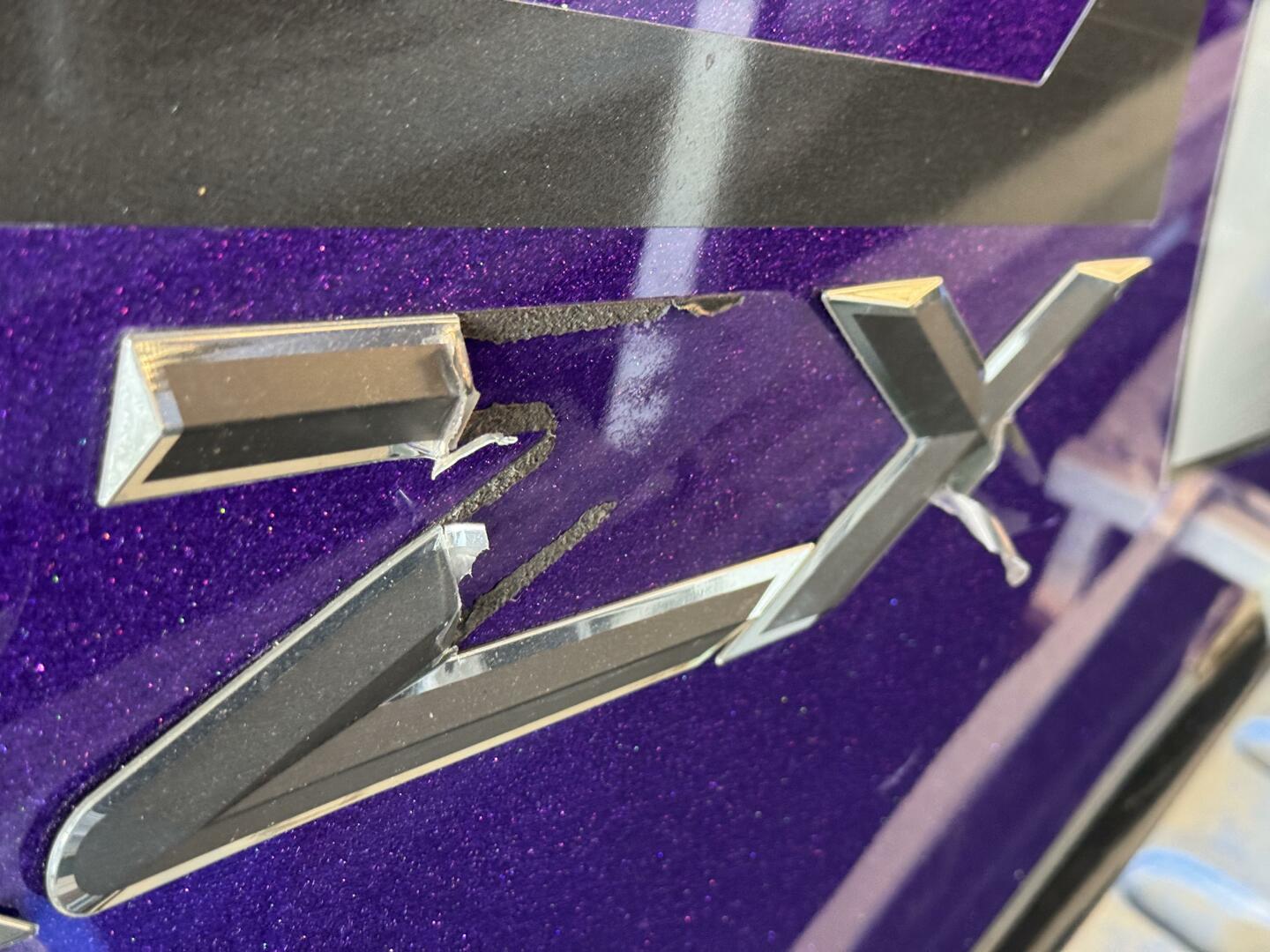 Slide: The Image of Tige RZX3 Wake & Surf Boat 2017 - 5323349