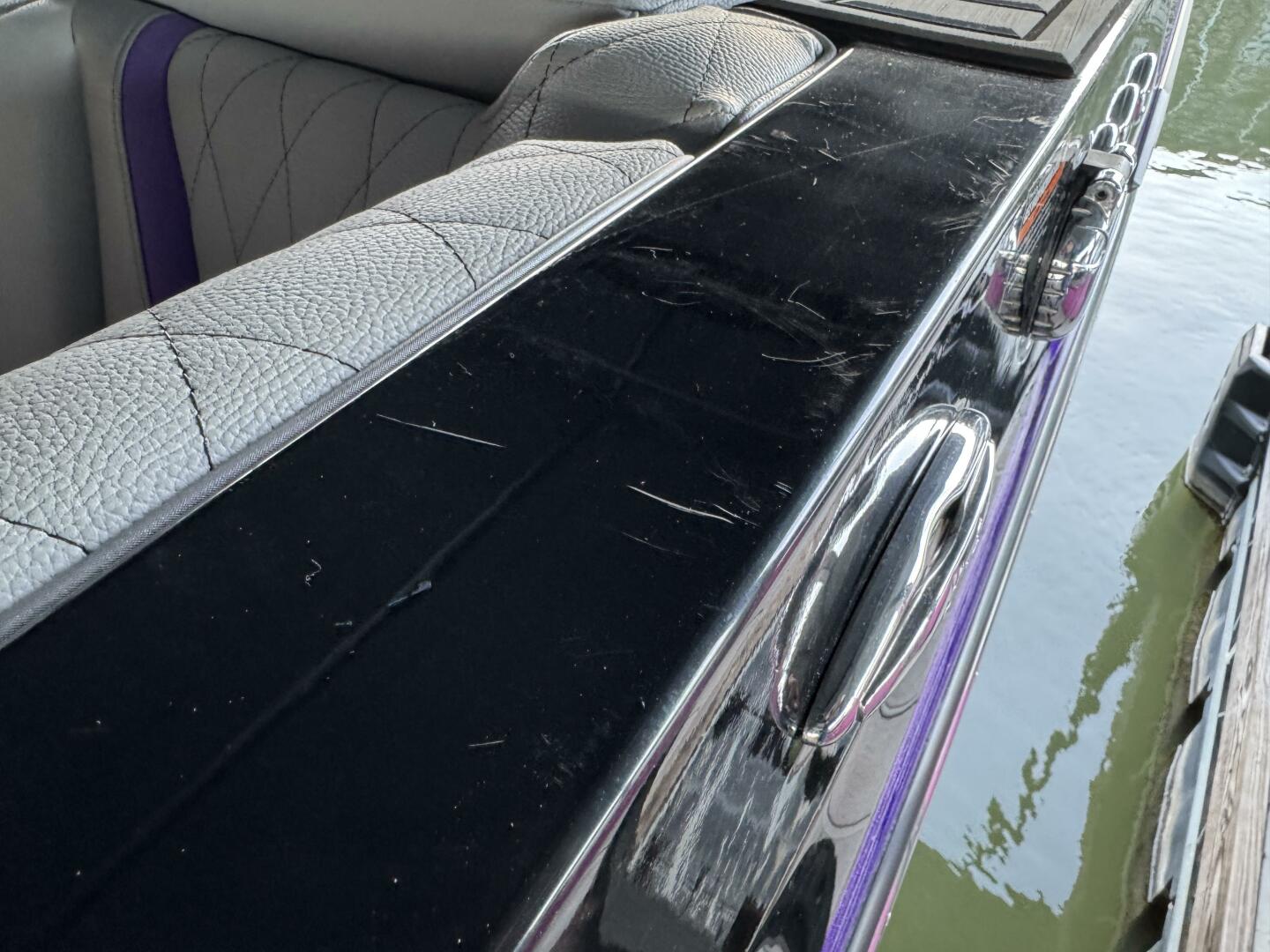 Slide: The Image of Tige RZX3 Wake & Surf Boat 2017 - 5323394