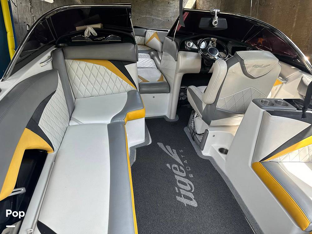 Slide: The Image of Tige Z3 2013 - 14