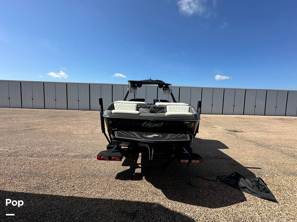 Slide: The Image of Tige Z3 2021 - 14386299