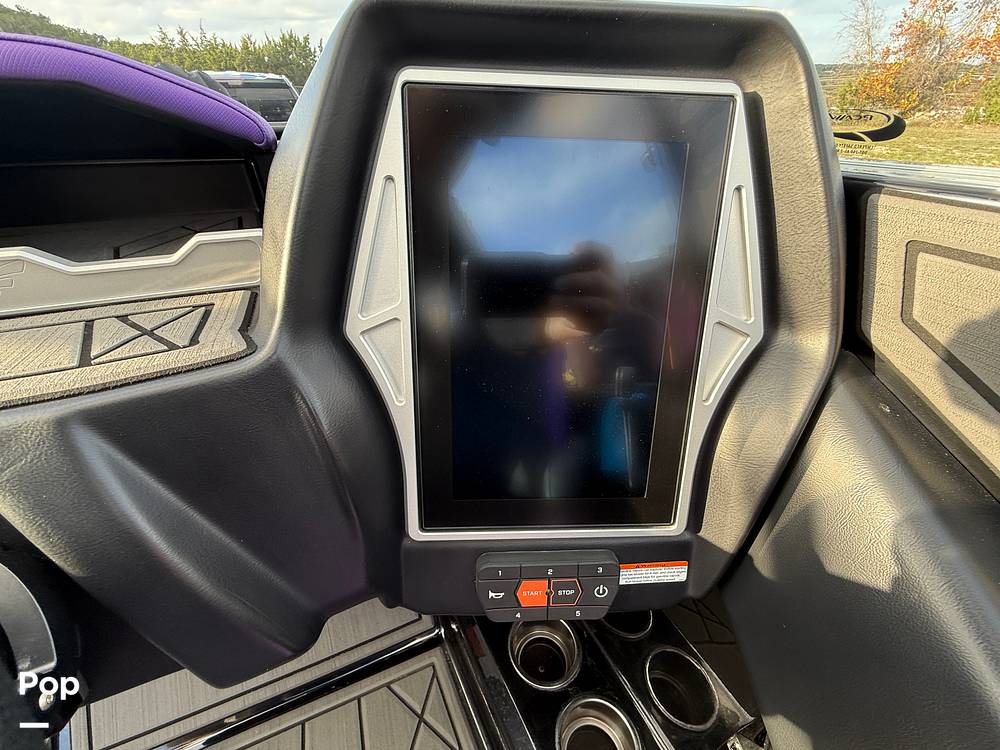 Slide: The Image of Tige Z3 2022 - 14998460
