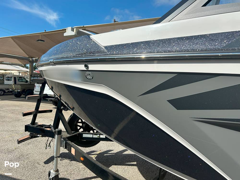 Slide: The Image of Tige ZX1 2019 - 14748763