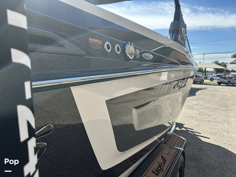 Slide: The Image of Tige ZX1 2019 - 14748774