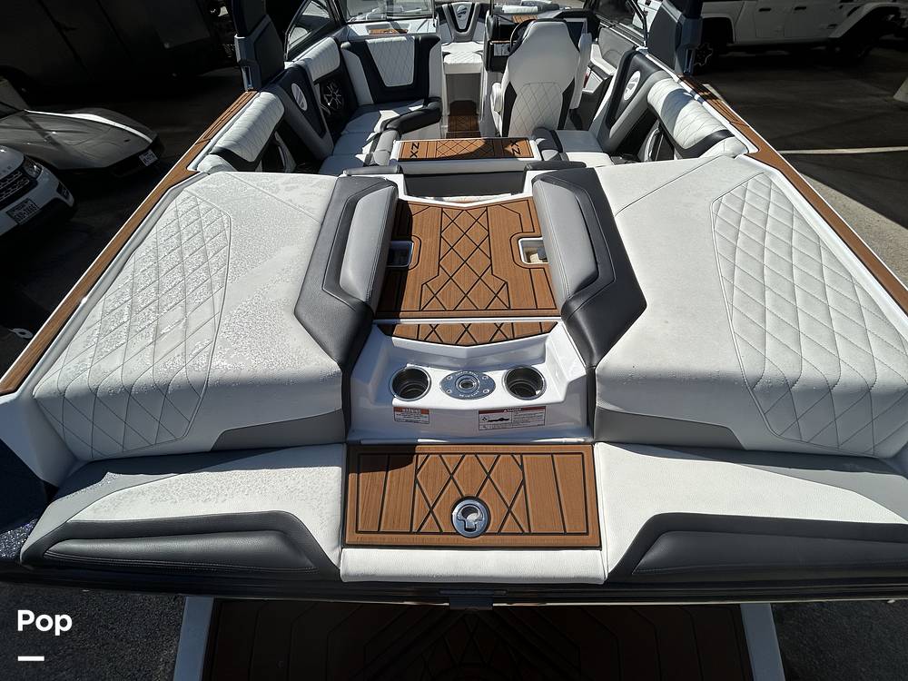 Slide: The Image of Tige ZX1 2019 - 14748788