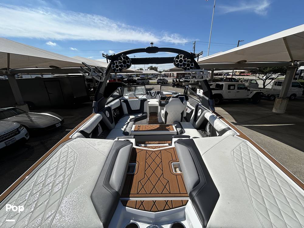 Slide: The Image of Tige ZX1 2019 - 14748789