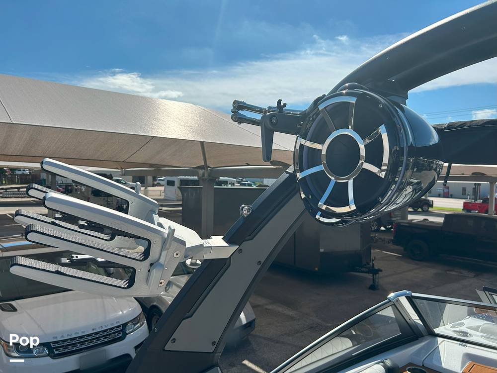Slide: The Image of Tige ZX1 2019 - 14748797