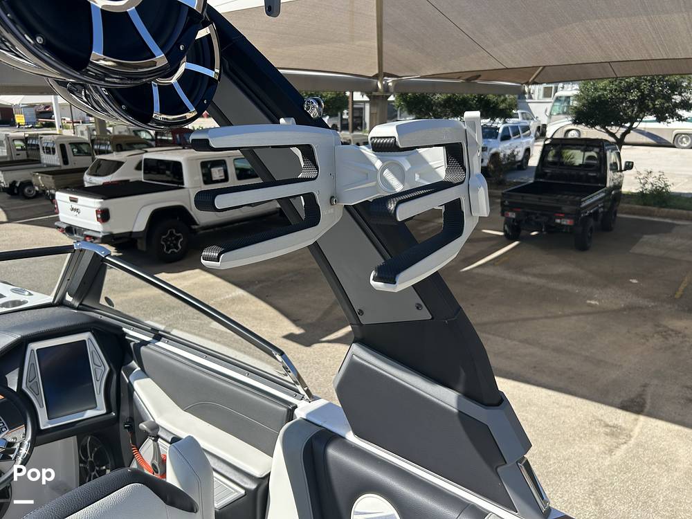 Slide: The Image of Tige ZX1 2019 - 14748800
