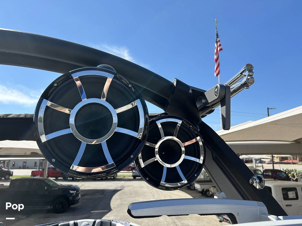 Slide: The Image of Tige ZX1 2019 - 14748838