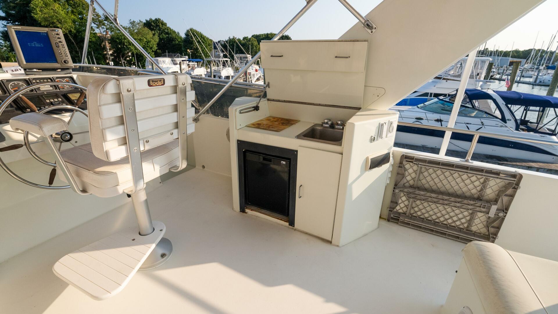 Slide: The Image of Tollycraft 57 Pilothouse Motor Yacht 1996 - 4699839