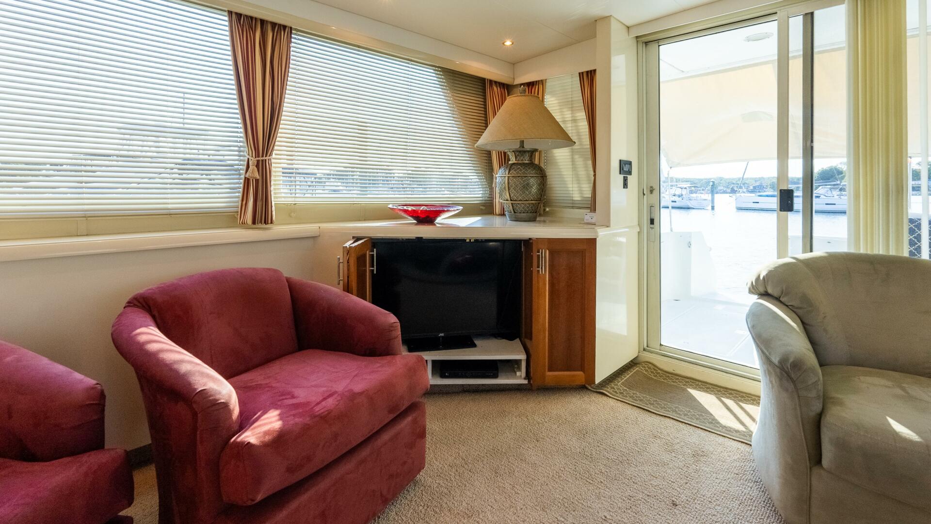 Slide: The Image of Tollycraft 57 Pilothouse Motor Yacht 1996 - 4699848