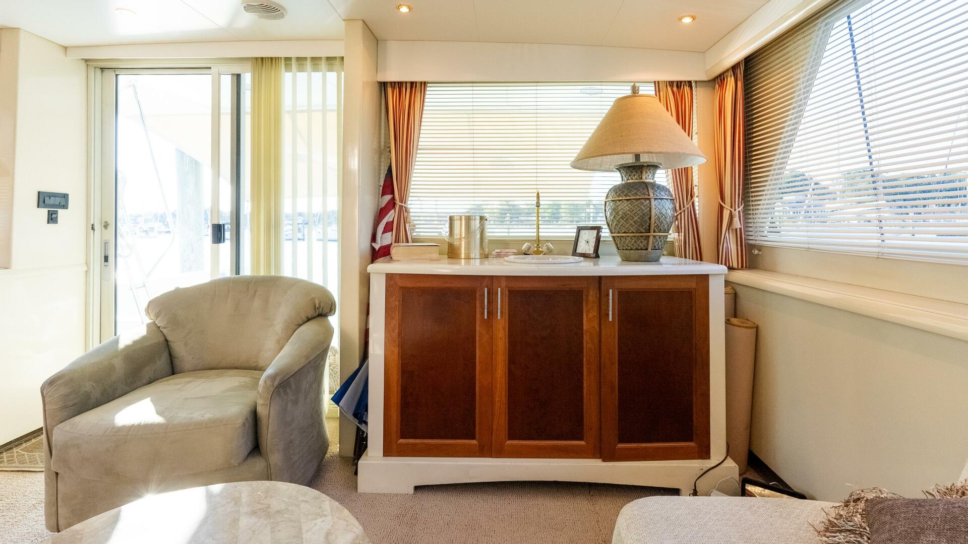 Slide: The Image of Tollycraft 57 Pilothouse Motor Yacht 1996 - 4699860