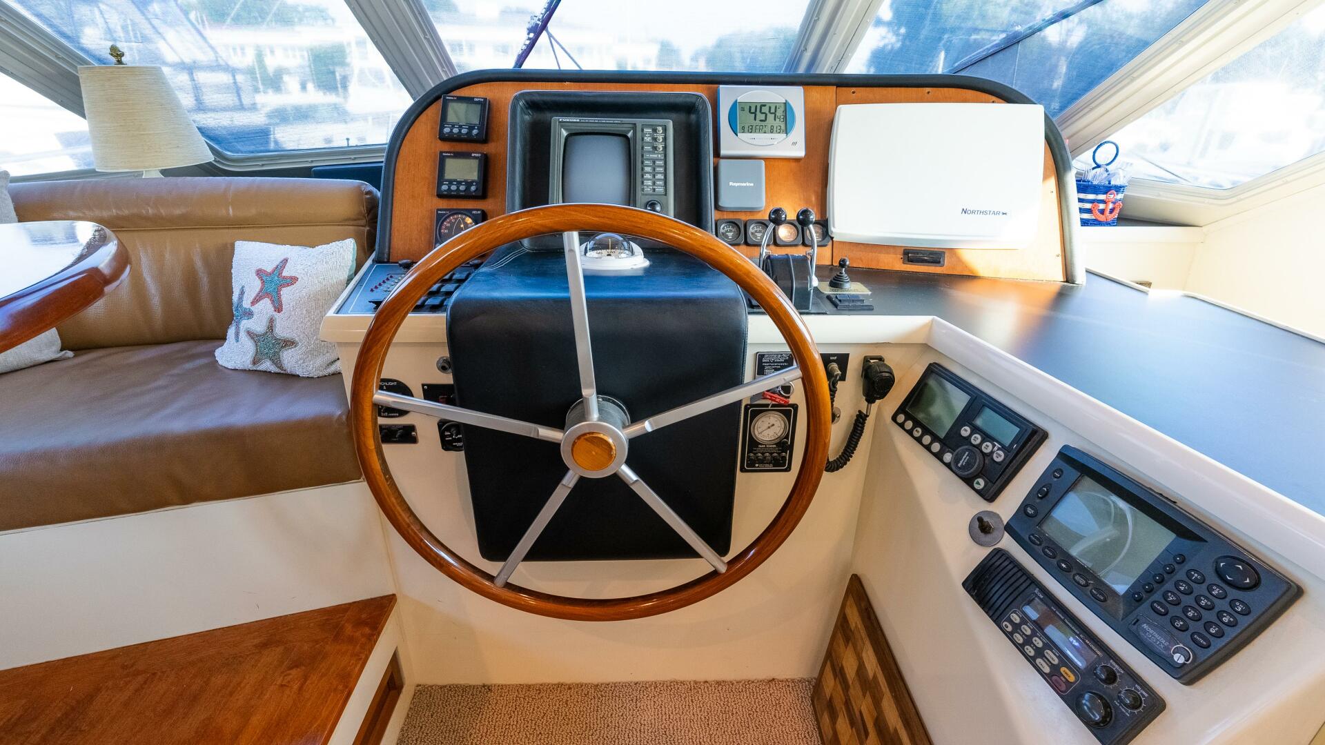 Slide: The Image of Tollycraft 57 Pilothouse Motor Yacht 1996 - 4699873