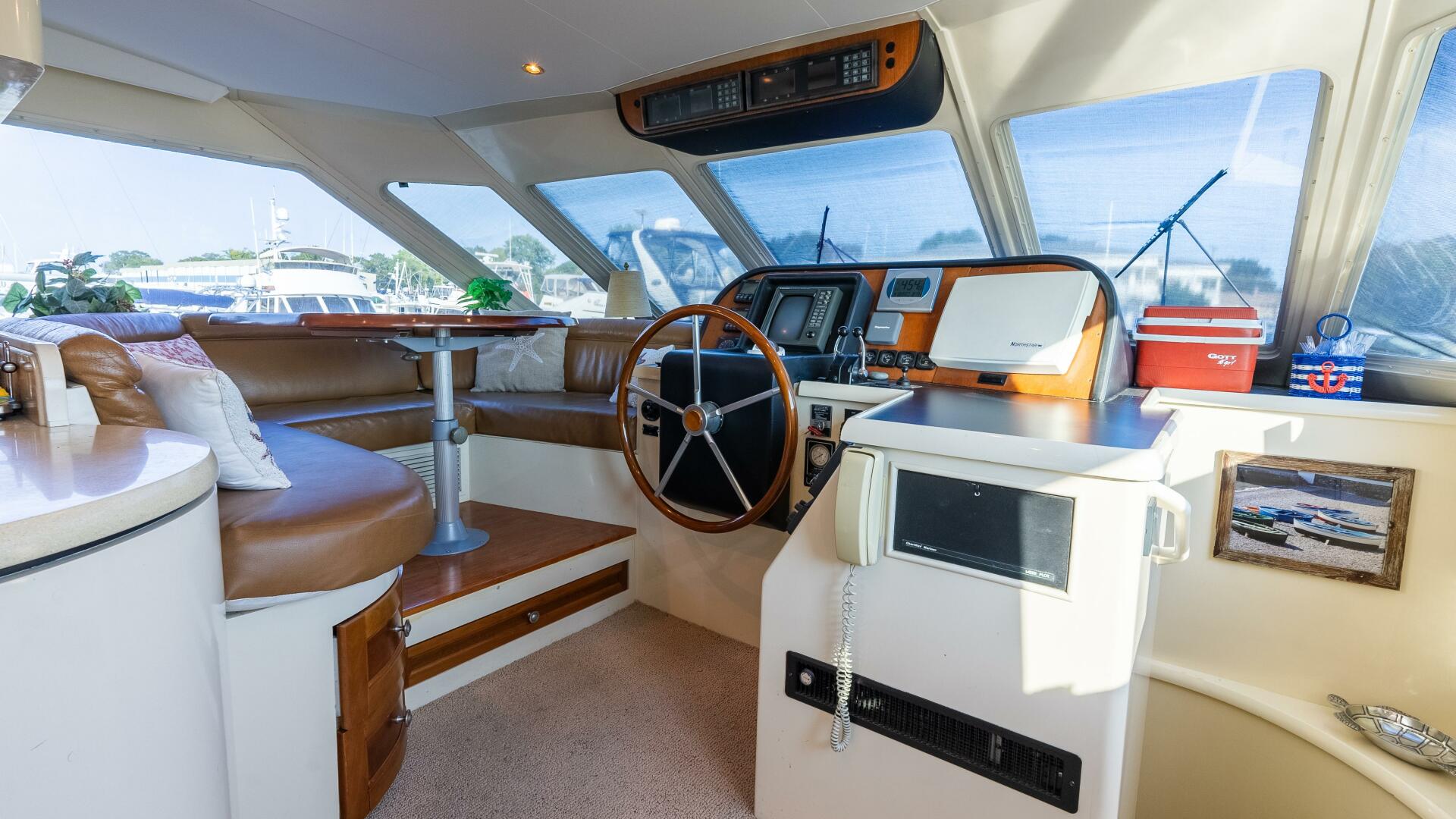 Slide: The Image of Tollycraft 57 Pilothouse Motor Yacht 1996 - 4699882
