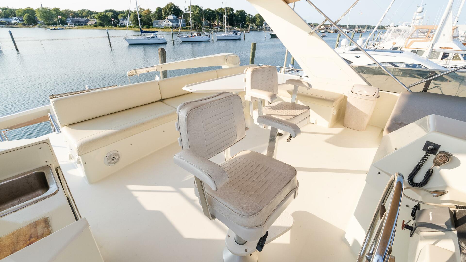 Slide: The Image of Tollycraft 57 Pilothouse Motor Yacht 1996 - 4699831