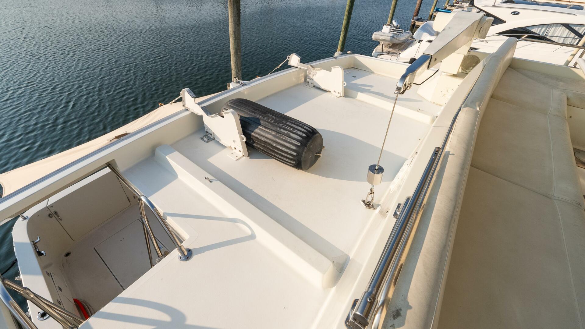 Slide: The Image of Tollycraft 57 Pilothouse Motor Yacht 1996 - 4699833