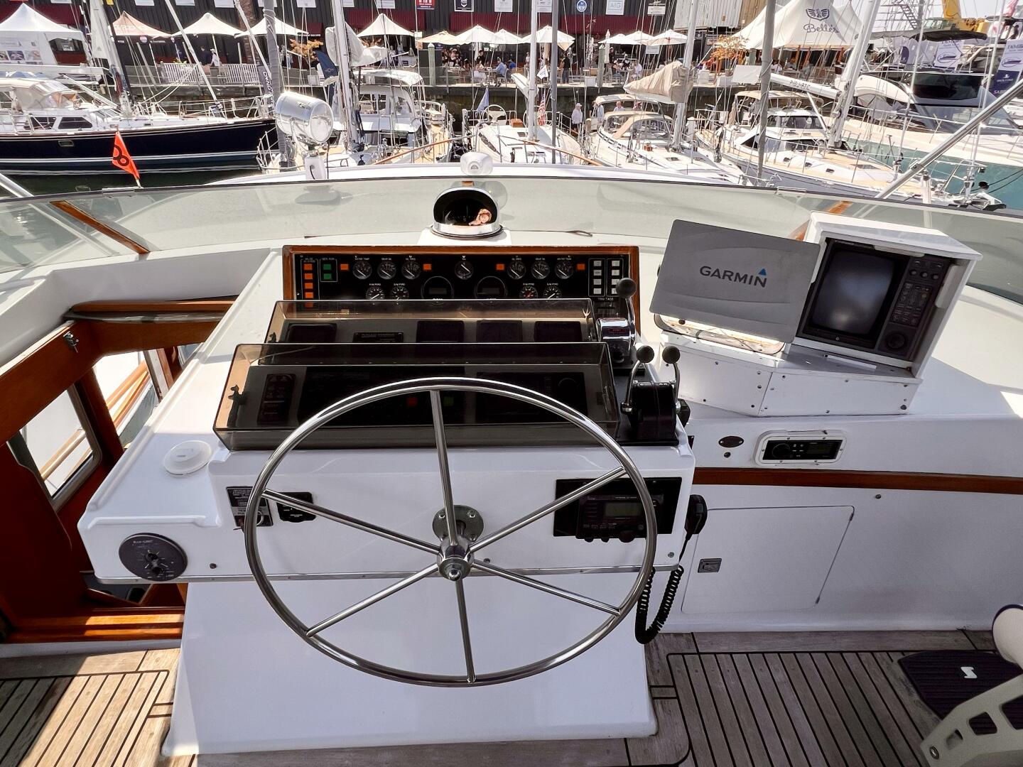 Slide: The Image of Tollycraft Pilothouse Motoryacht 1993 - 4673736