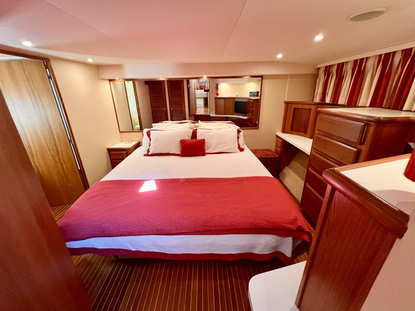 Slide: The Image of Tollycraft Pilothouse Motoryacht 1993 - 4673778