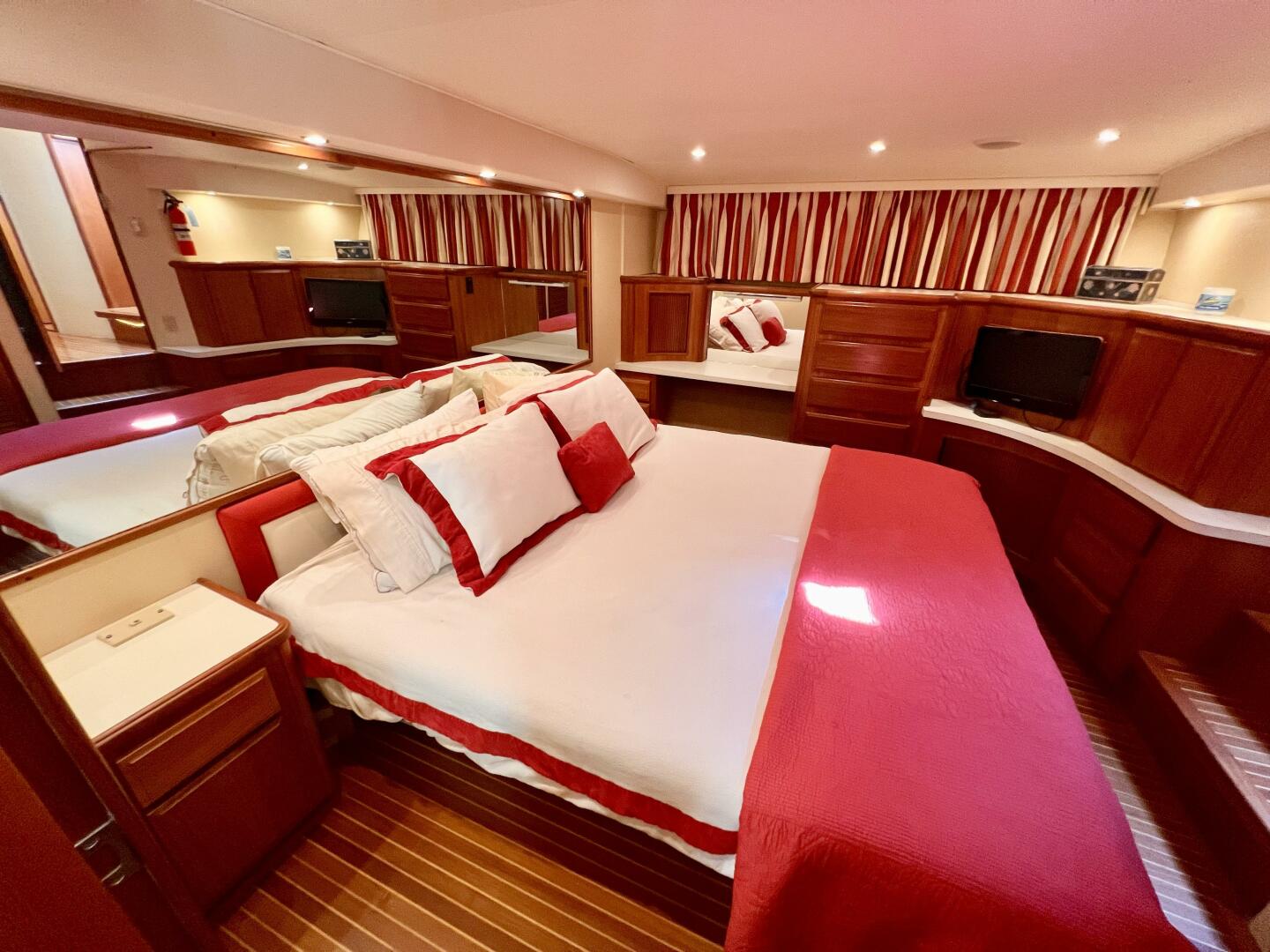 Slide: The Image of Tollycraft Pilothouse Motoryacht 1993 - 4673779