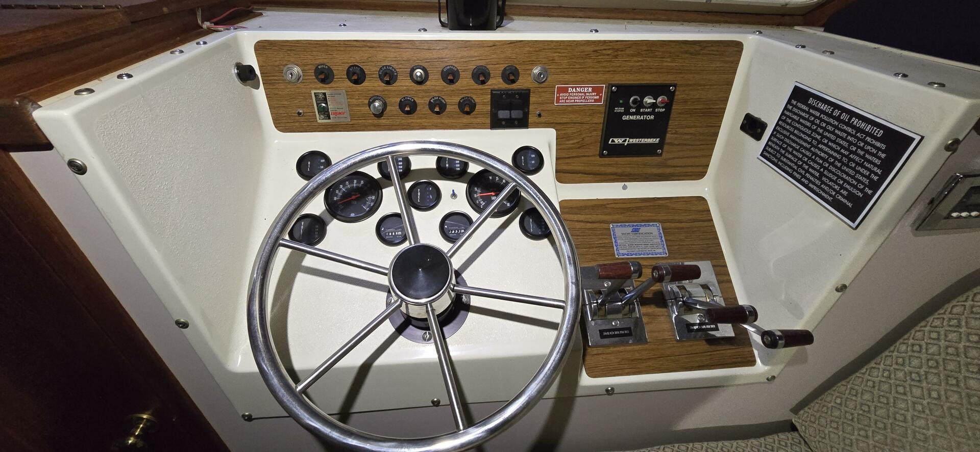 Slide: The Image of Tollycraft Sport 30 1986 - 5165343