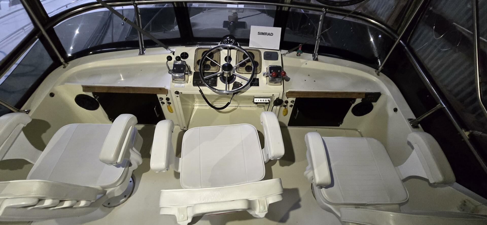 Slide: The Image of Tollycraft Sport 30 1986 - 5165344