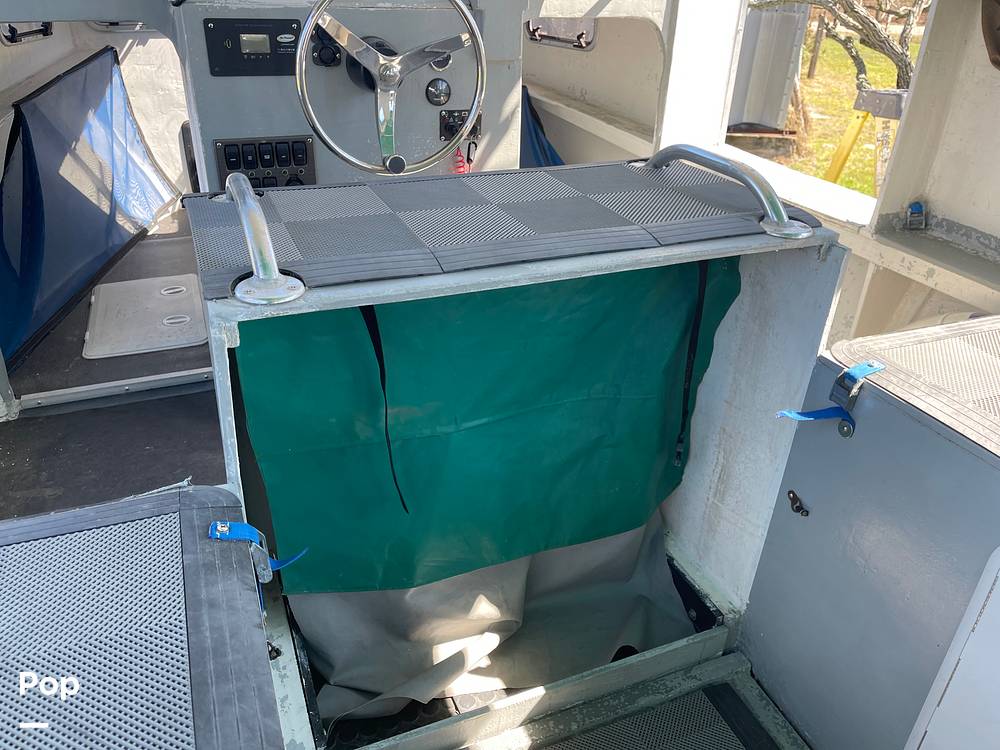 Slide: The Image of Hatch Cover - 15185910