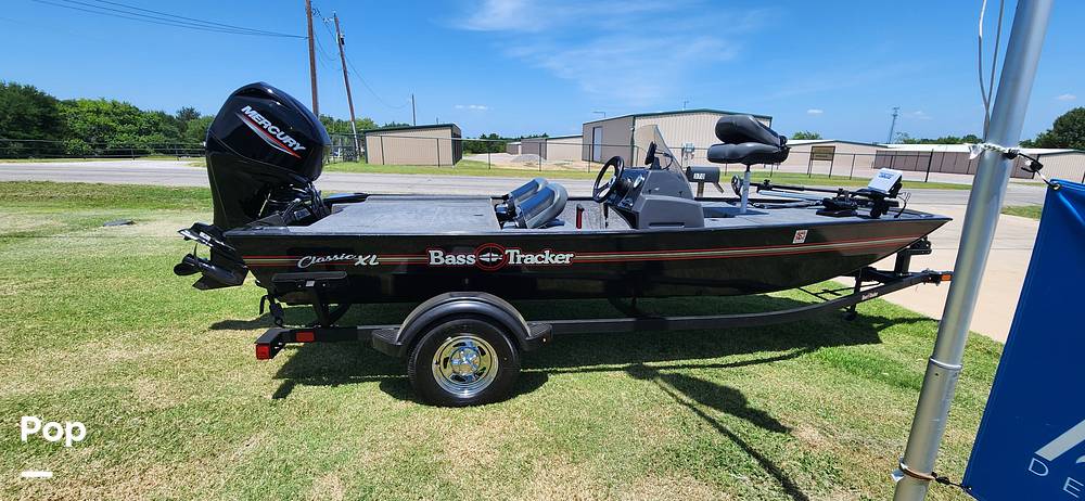 Slide: The Image of Tracker Classic XL 2024 - 15710221