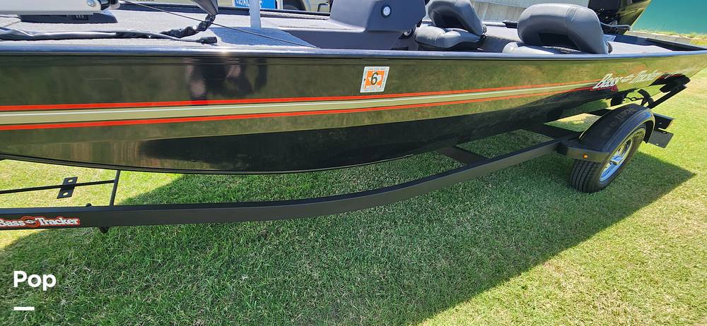 Slide: The Image of Tracker Classic XL 2024 - 15710272