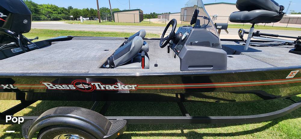 Slide: The Image of Tracker Classic XL 2024 - 15710332