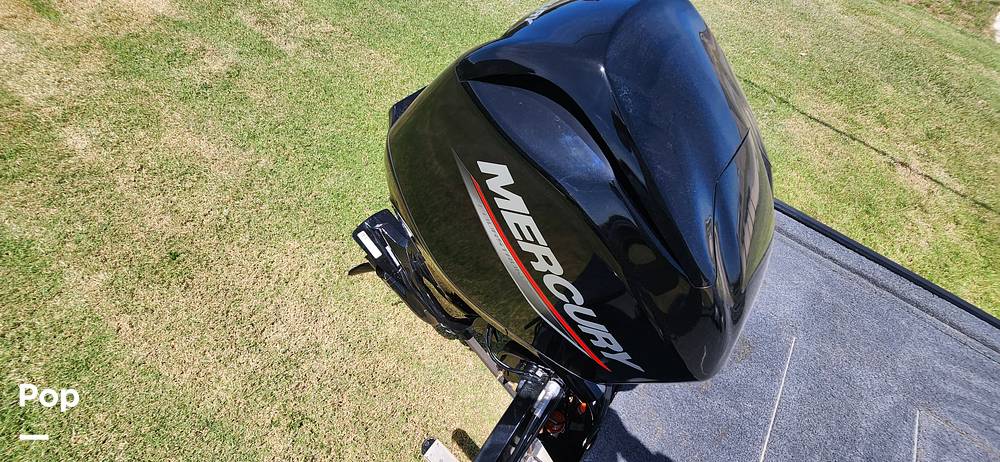Slide: The Image of Tracker Classic XL 2024 - 15710308