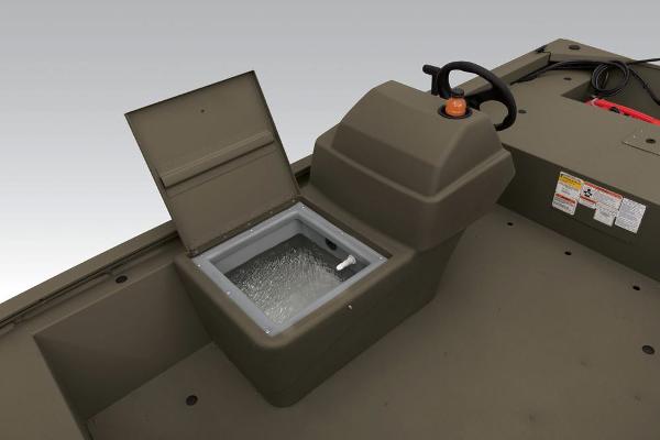 Slide: The Image of Tracker Grizzly 1648 SC 2025 - 20