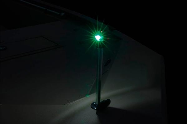 Slide: The Image of Tracker Grizzly 1648 SC 2025 - 25