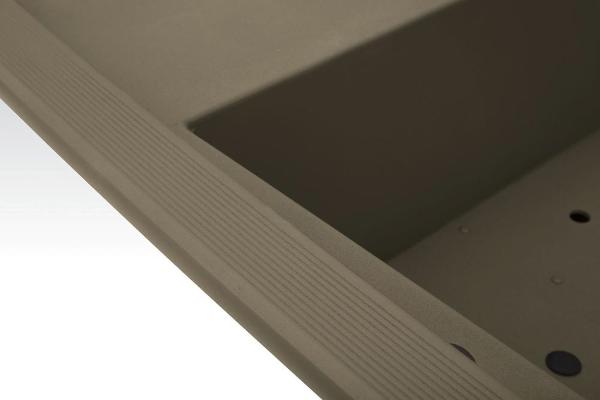 Slide: The Image of Tracker Grizzly 1648 Utility 2026 - 11
