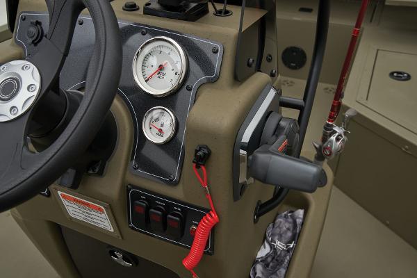 Slide: The Image of Tracker Grizzly 2072 CC Sportsman 2024 - 21