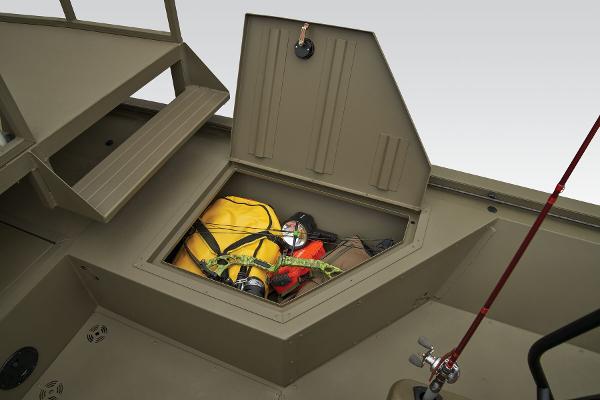 Slide: The Image of Tracker Grizzly 2072 CC Sportsman 2025 - 23