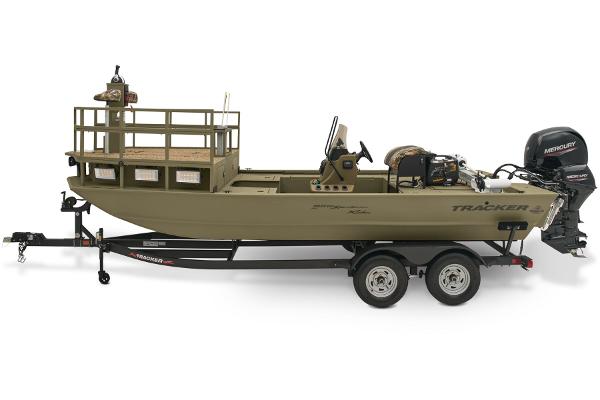 Slide: The Image of Tracker Grizzly 2072 CC Sportsman Kicker 2025 - 12
