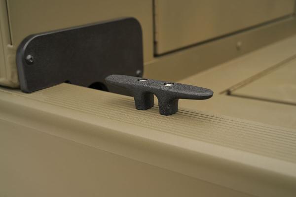 Slide: The Image of Tracker Grizzly 2072 CC Sportsman Kicker 2025 - 49