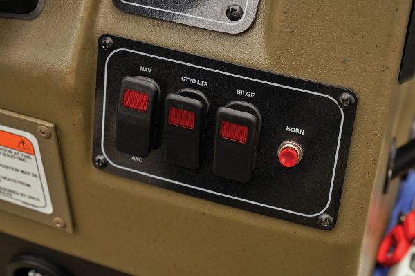 Slide: The Image of Tracker Grizzly 2072 CC Sportsman Kicker 2025 - 61