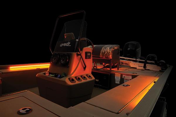 Slide: The Image of Tracker Grizzly 2072 CC Sportsman Kicker 2025 - 64