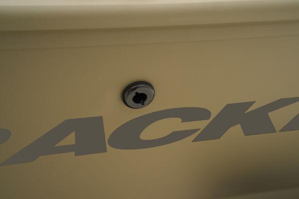 Slide: The Image of Tracker Grizzly 2072 CC Sportsman Kicker 2025 - 85