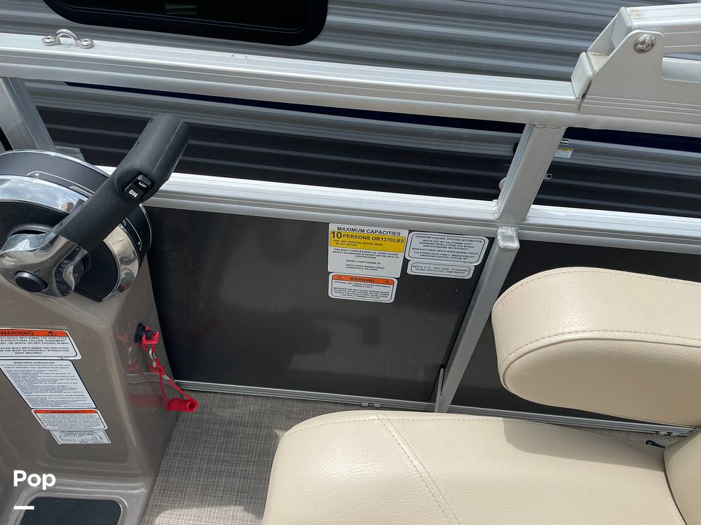 Slide: The Image of Tracker Party Barge 20 DLX 2021 - 14534170