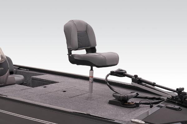 Slide: The Image of Tracker Pro 170 2024 - 13