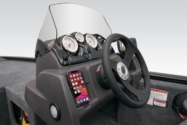 Slide: The Image of Tracker Pro 170 2024 - 21
