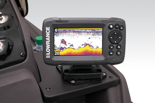 Slide: The Image of Tracker Pro 170 2024 - 26