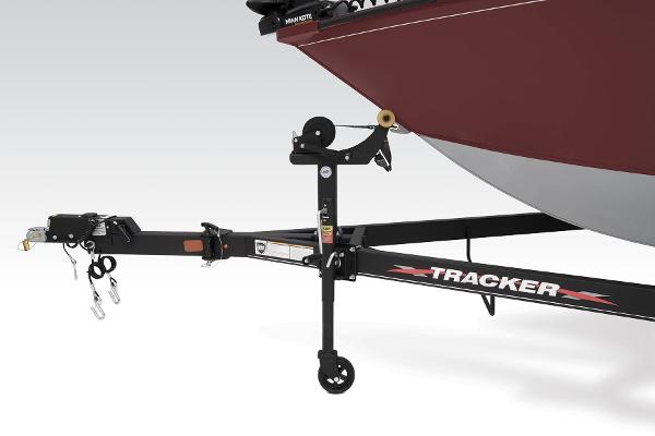 Slide: The Image of Tracker Pro Guide V-175 WT 2024 - 13